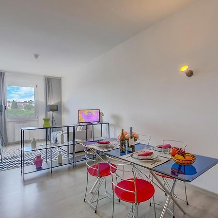 Appartamento Di Tommaso - Happy Rentals Desenzano del Garda Exteriör bild